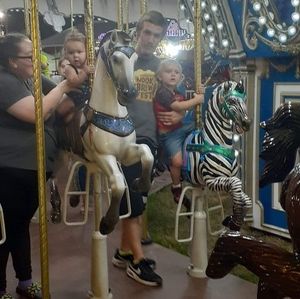 Meet your Posher, Hailey